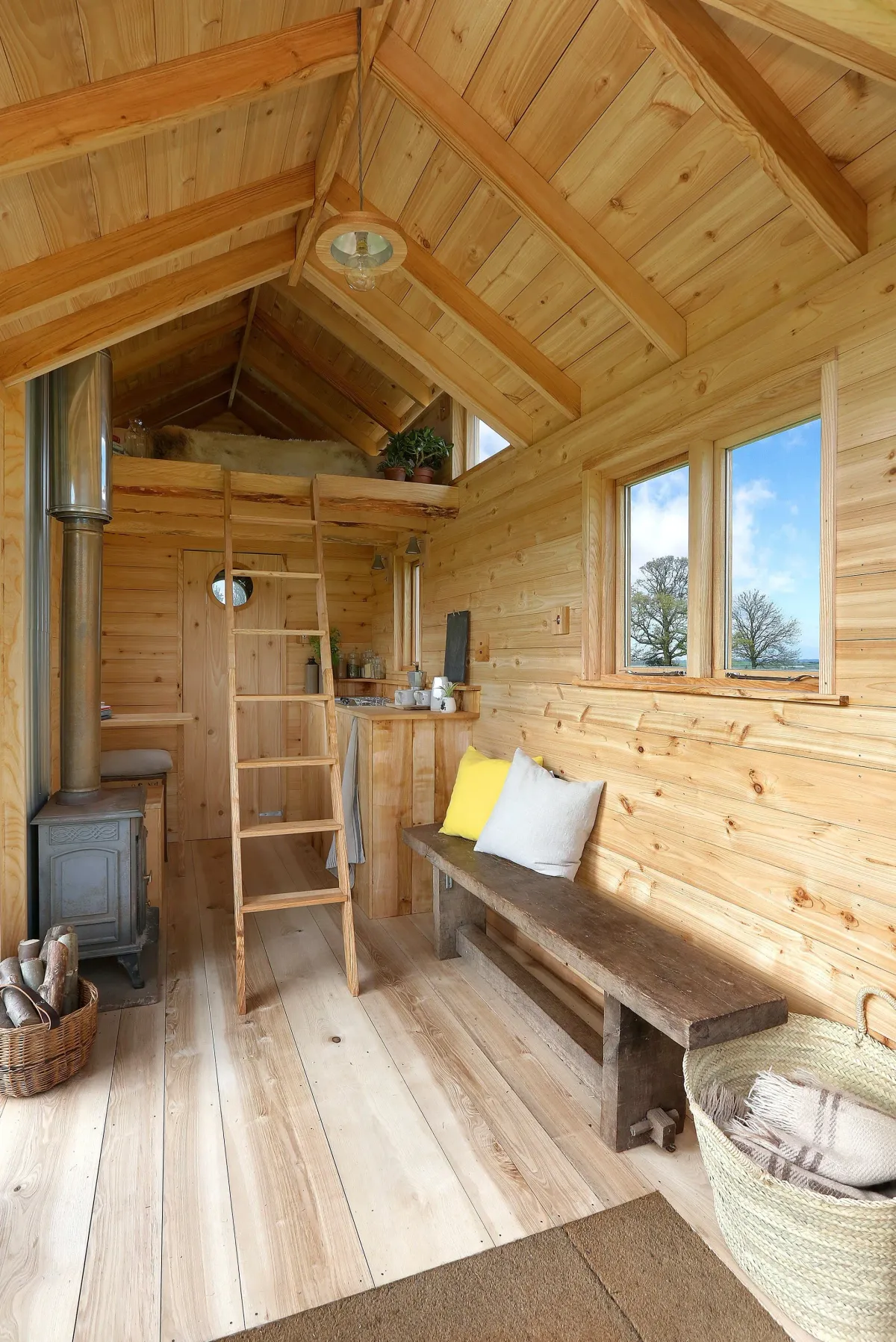 THE ASH - COMPLETE OFF-GRID HOME. photo 5