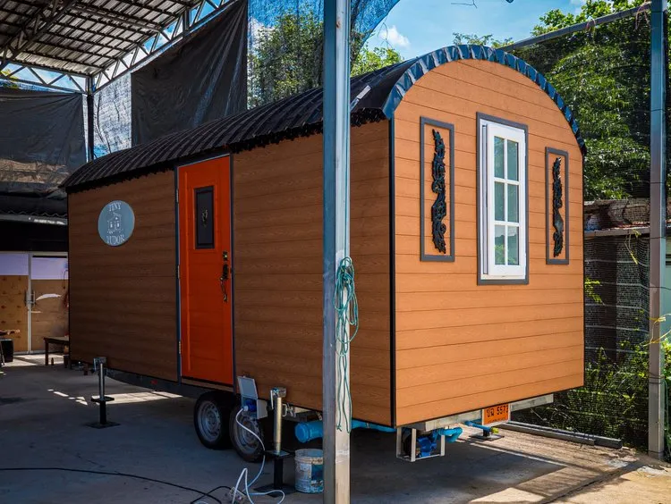 Gypsy Traveller photo 2