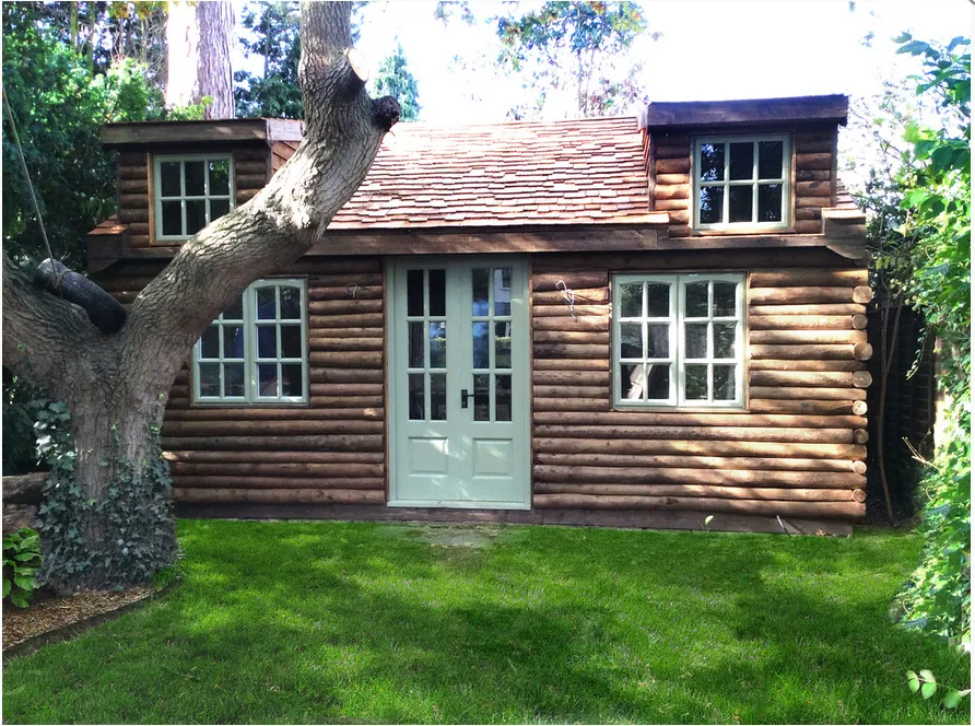 Tree Trunk Cabin